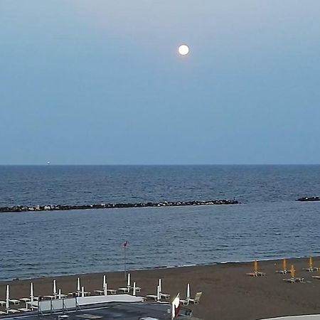 Residence Adriatico Lido Adriano Dış mekan fotoğraf