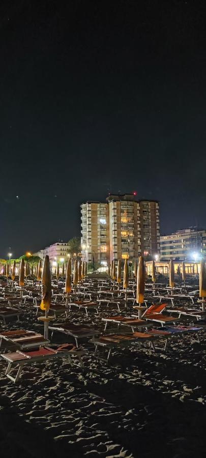 Residence Adriatico Lido Adriano Dış mekan fotoğraf