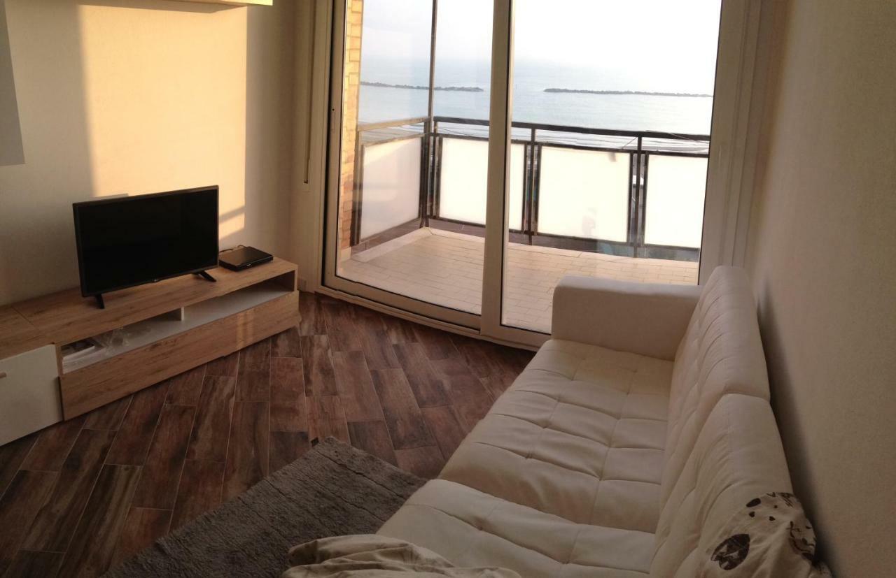 Residence Adriatico Lido Adriano Dış mekan fotoğraf