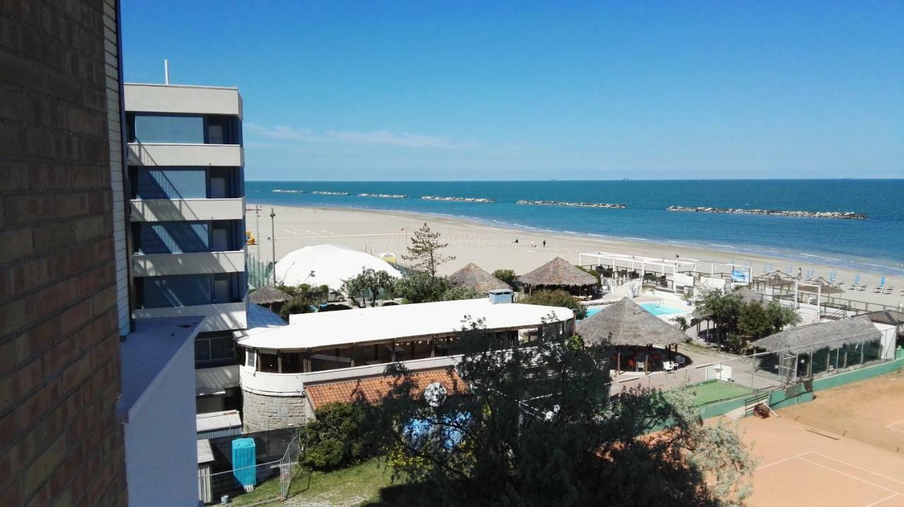 Residence Adriatico Lido Adriano Dış mekan fotoğraf