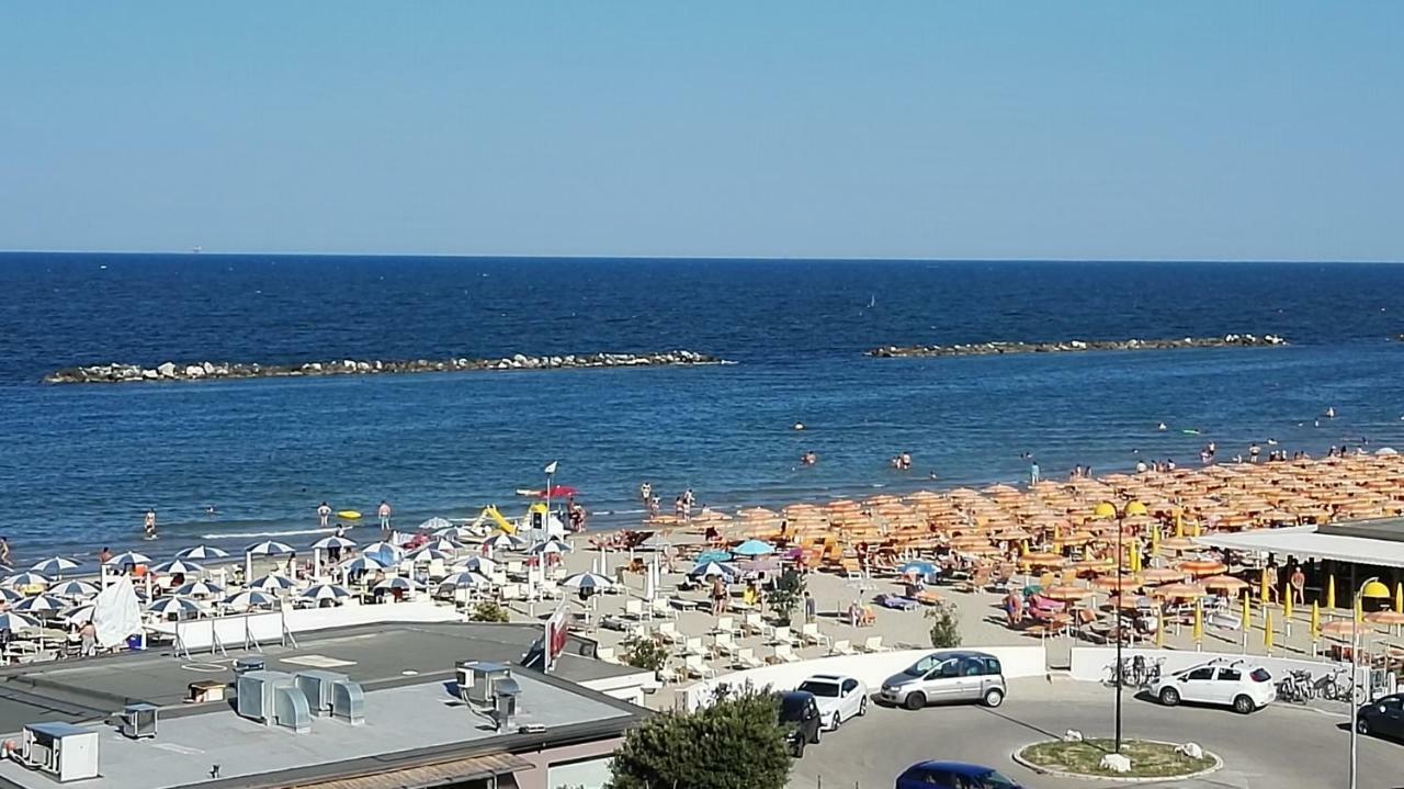 Residence Adriatico Lido Adriano Dış mekan fotoğraf