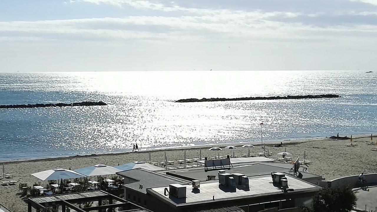 Residence Adriatico Lido Adriano Dış mekan fotoğraf
